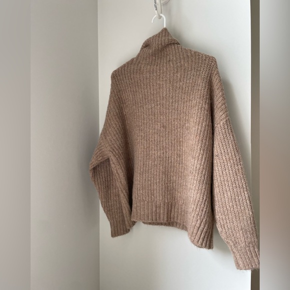 Pistola beige soft sweater! - Picture 2 of 4